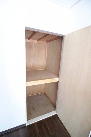 収納　写真は103