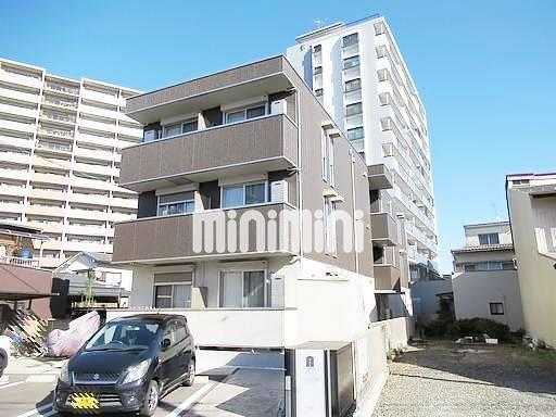 建物外観　お洒落な大和ハウスの建物です。