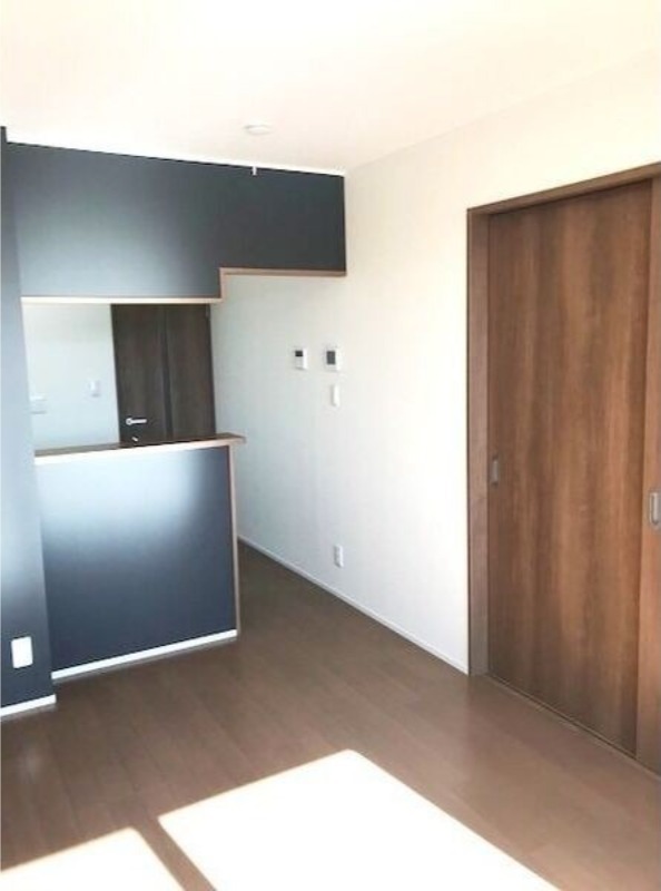 居室・リビング　図面と現状に相違がある場合には現状を優先