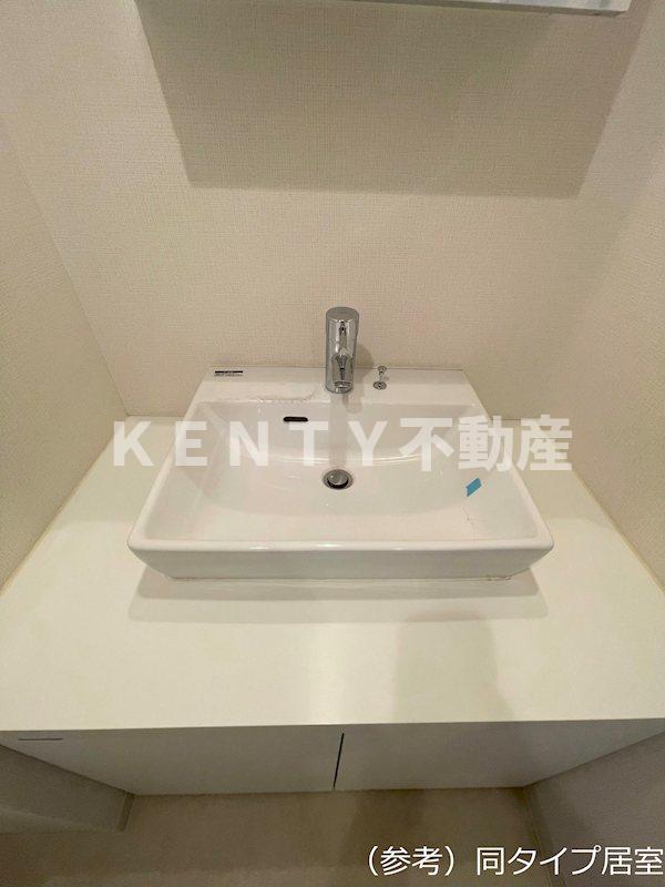 洗面設備　コンパクトで使いやすい洗面所