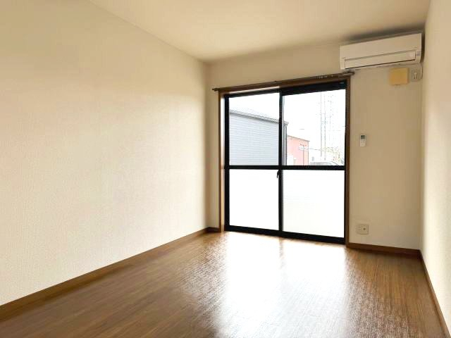 居室・リビング　同仕様