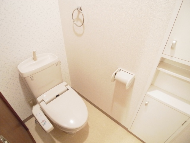 トイレ　同型タイプ