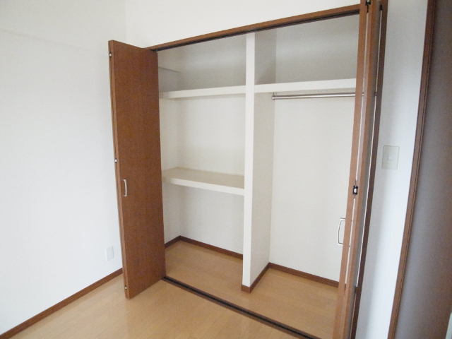 収納　同型タイプ