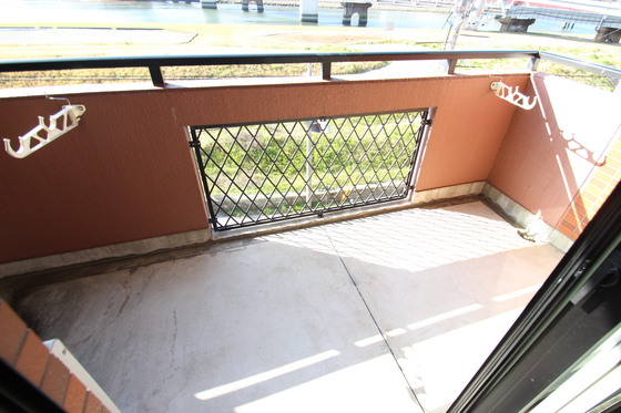 バルコニー　他部屋の写真