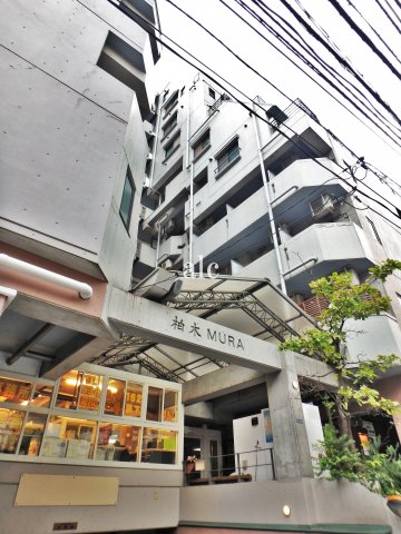 建物外観　☆内外装はホテルのよう♪リノベーション済でとても綺麗です☆