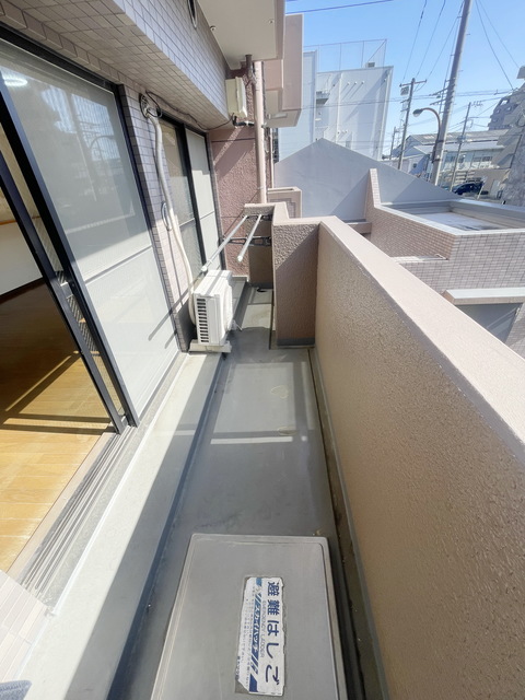 エントランス　～いってきまーすっ～