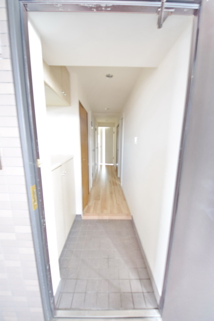 玄関　～内装参考写真～