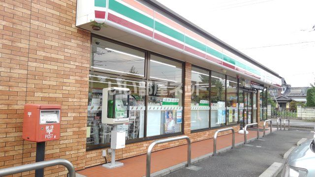 コンビニ　セブンイレブン 加須大門町店（コンビニ）まで689m