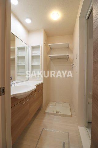 洗面設備　2021年撮影。現況と異なる場合がございます。