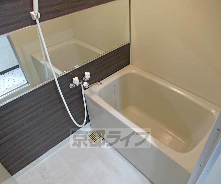 バス・シャワールーム　疲れを流しましょう