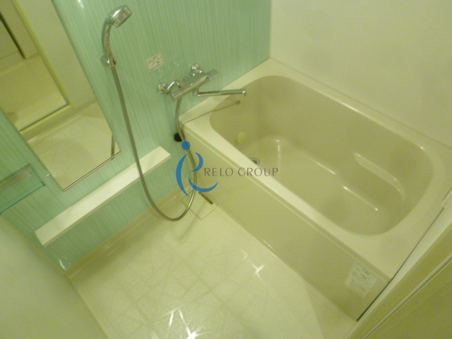 バス・シャワールーム　同一物件の他部屋の写真をイメージとして使用しています