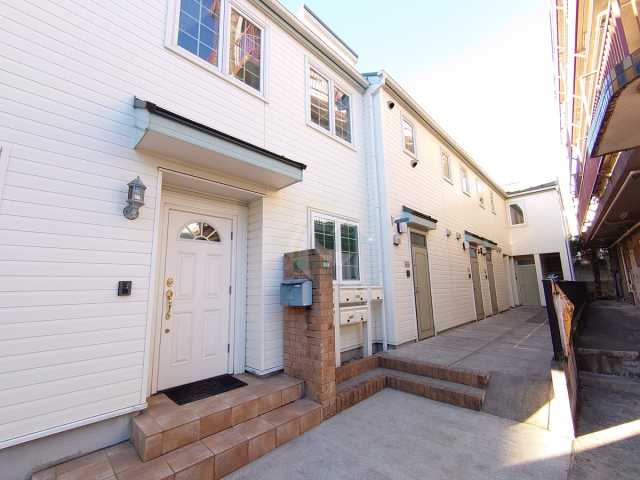 建物外観　カーサヴィアンカ