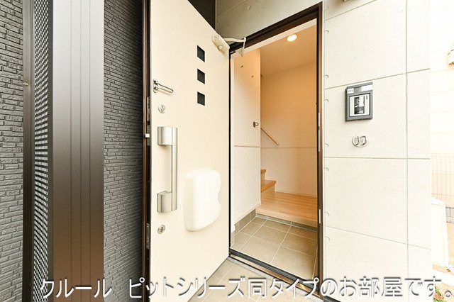 玄関　明るい玄関です