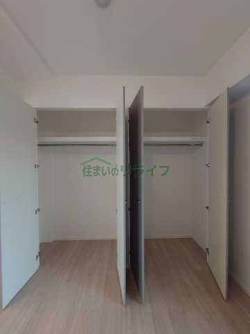 収納　リライフ下北沢店