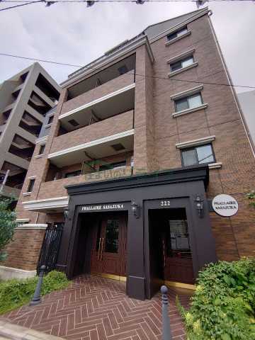 建物外観　リライフ下北沢店