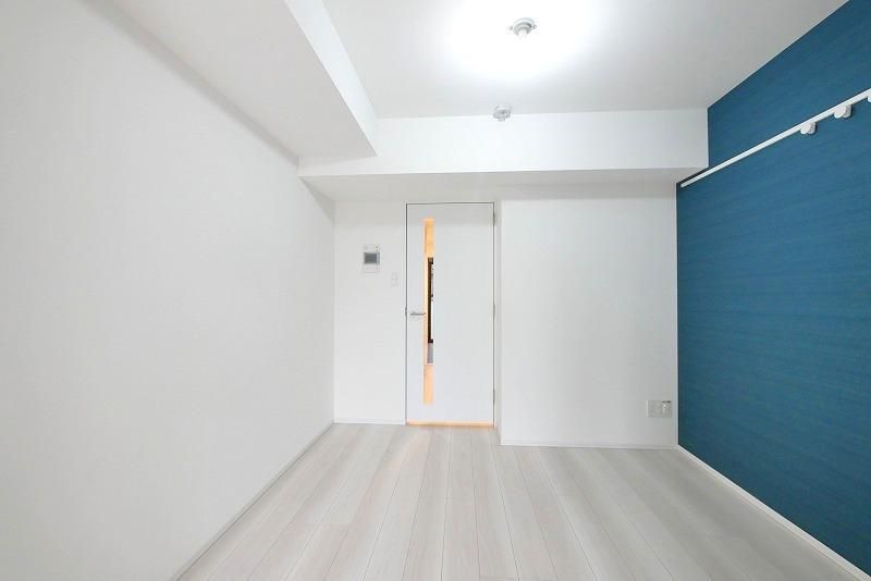 居室・リビング　☆明るい洋室☆