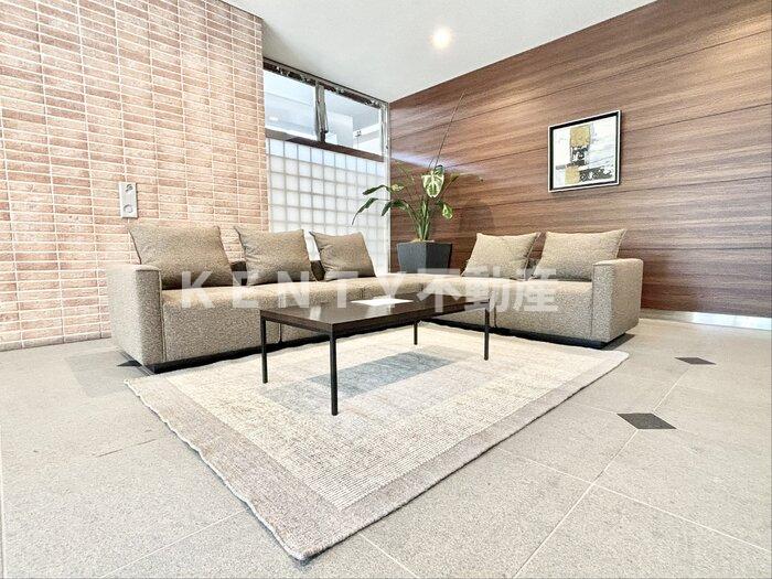 ロビー　ゆとりのあるロビーです