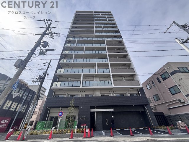 建物外観　宅配ボックス・モニター付きオートロックでセキュリティ安心♪