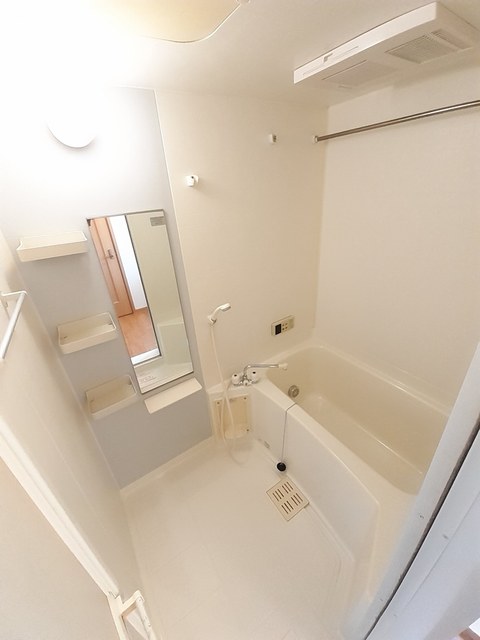 バス・シャワールーム　バス