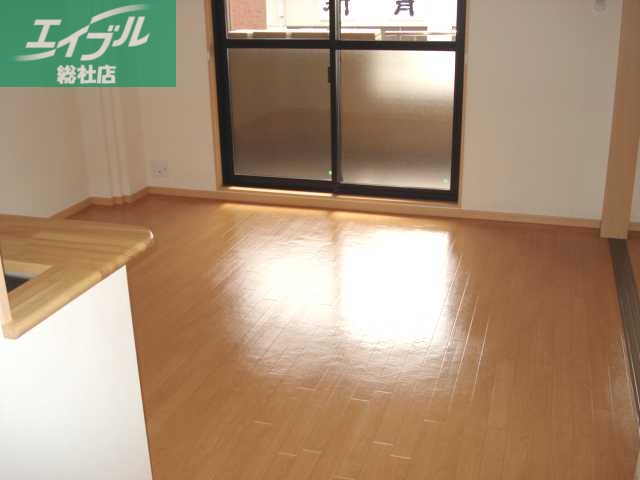 居室・リビング　リビング