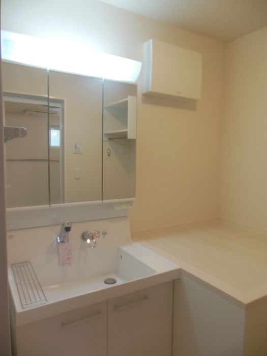 洗面設備　★人気の独立洗面台です★