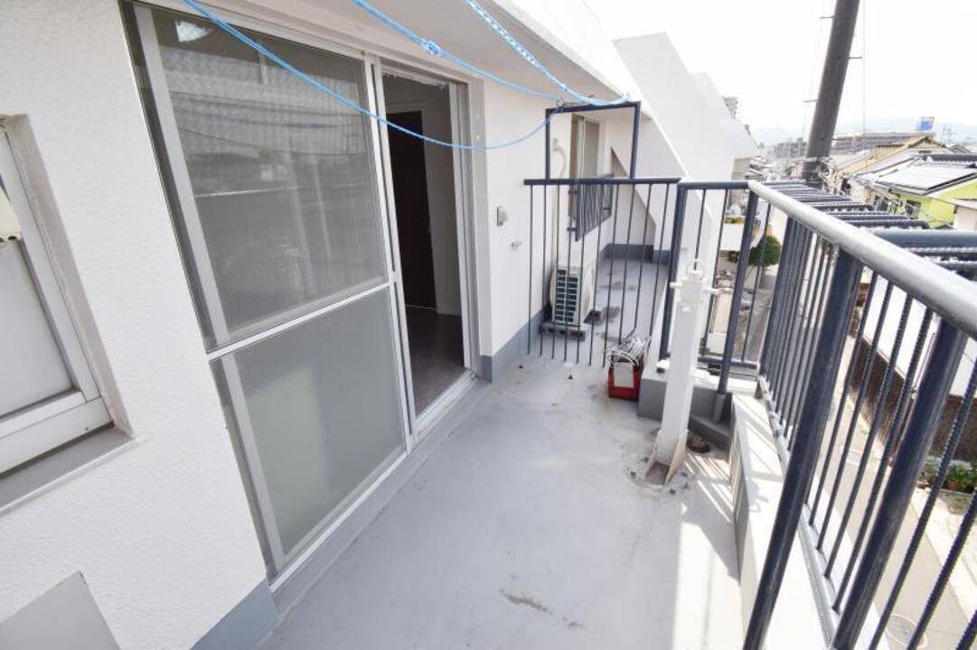 バルコニー　バルコニー