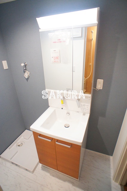 洗面設備　朝の身支度に欠かせない独立洗面台♪