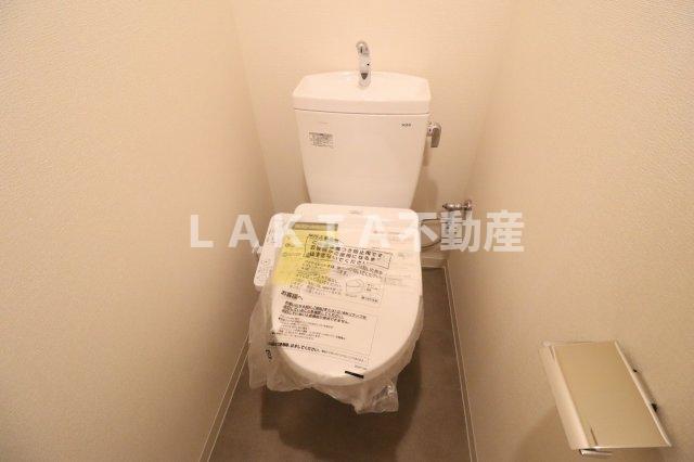 トイレ　同シリーズの参考写真です