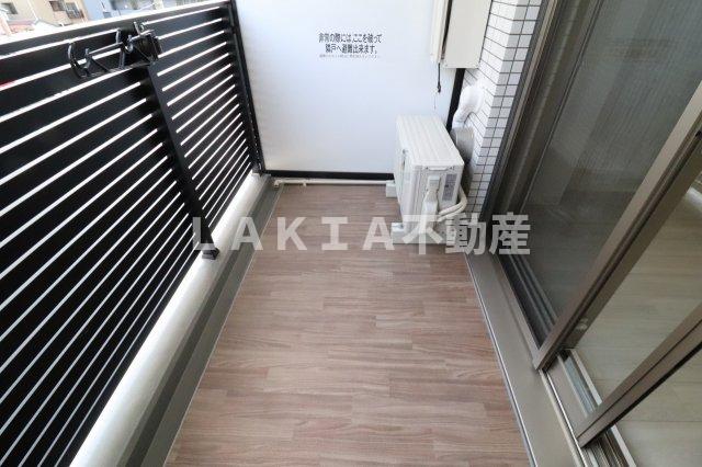 バルコニー　同シリーズの参考写真です