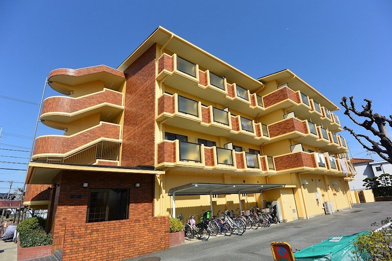 建物外観　ウィスタリア