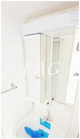 洗面設備　独立洗面台です。