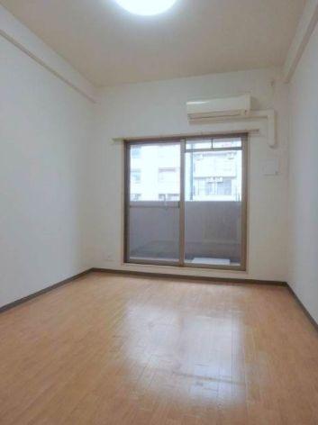 居室・リビング　CITY SPIRE心斎橋EAST　洋室