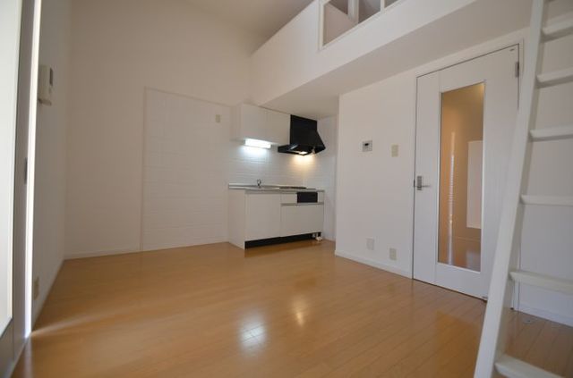 居室・リビング　【リビングダイニング】８．２帖ＬＤＫ