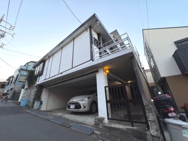 建物外観　落ち着いた雰囲気の外観です