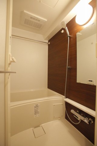 バス・シャワールーム　バス※別部屋参考写真