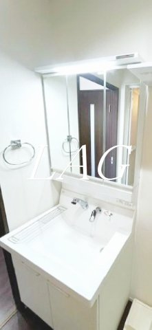 洗面設備　洗面台です。