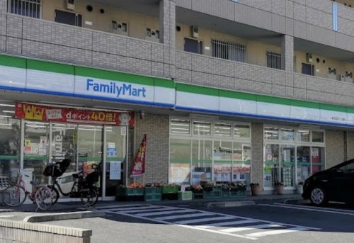 コンビニ　ファミリーマート 柏松葉町七丁目店（コンビニ）まで389m