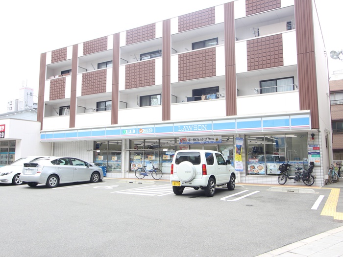 コンビニ　ローソン（コンビニ）まで270m