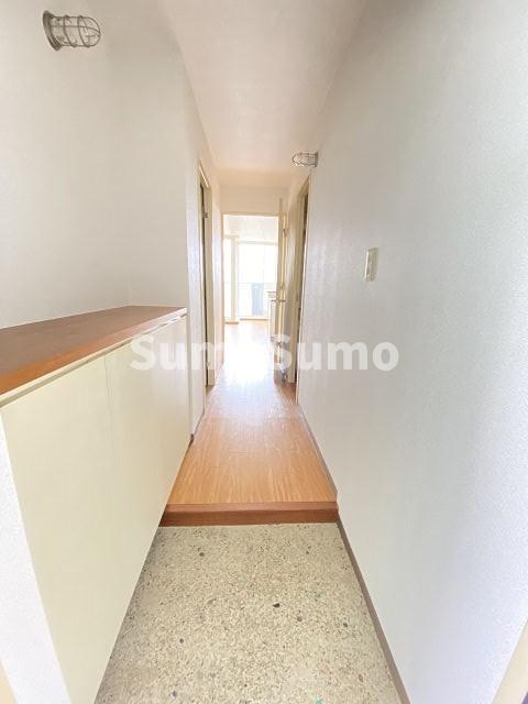 玄関　収納もある玄関です