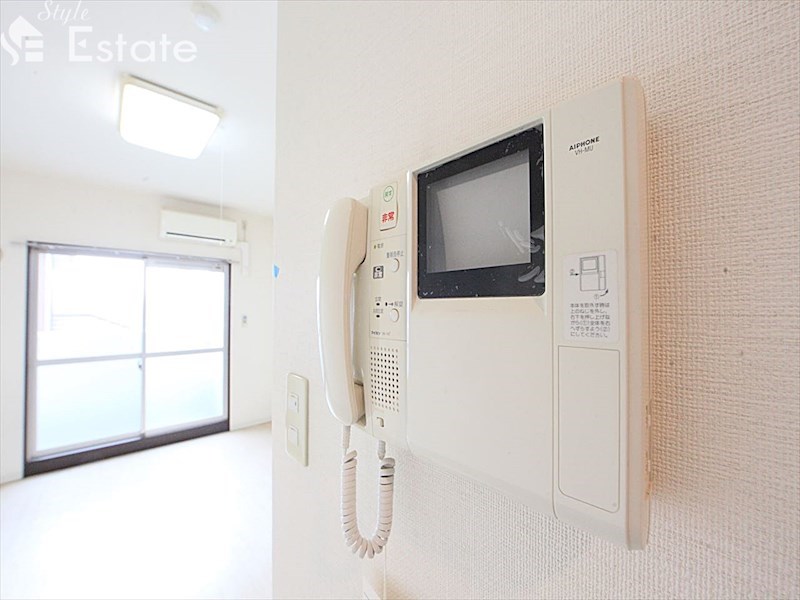セキュリティ　モニター付きインターホン