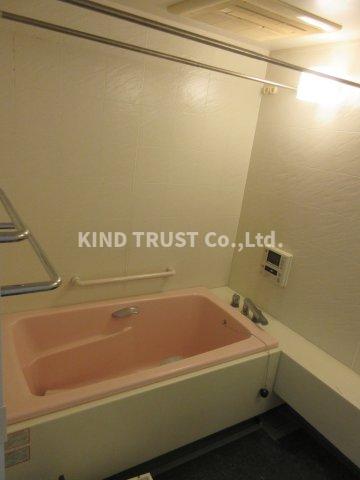 バス・シャワールーム　日々の疲れを癒すお風呂付です