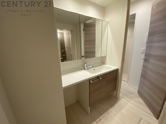 洗面設備　洗髪洗面化粧台付き♪