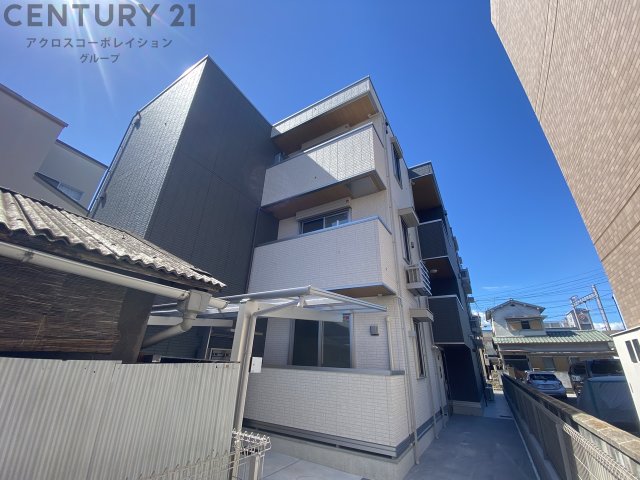 建物外観　安心のオートロック付き♪