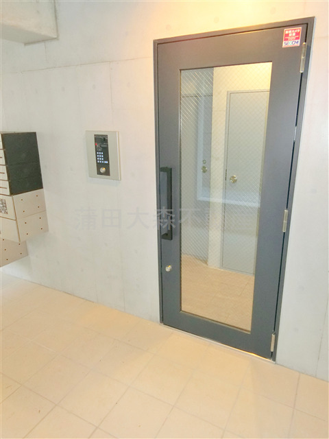 エントランス　防犯カメラTVモニター付オートロック　SECOM　エントラン