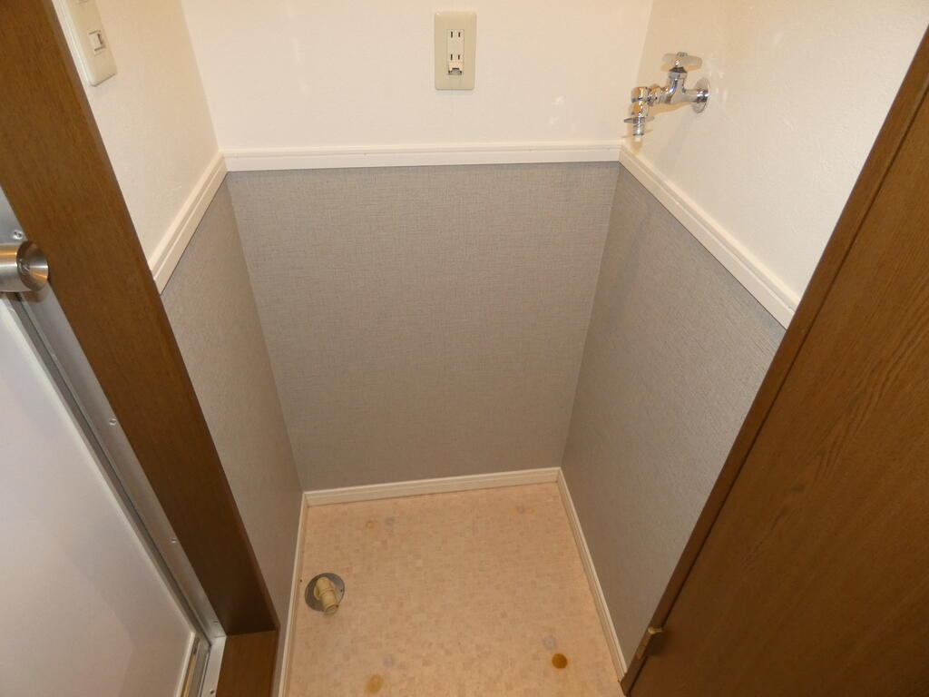 その他設備　室内洗濯機置場（同タイプ）