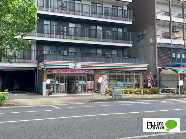 コンビニ　セブンイレブン横浜磯子３丁目店（コンビニ）まで380m