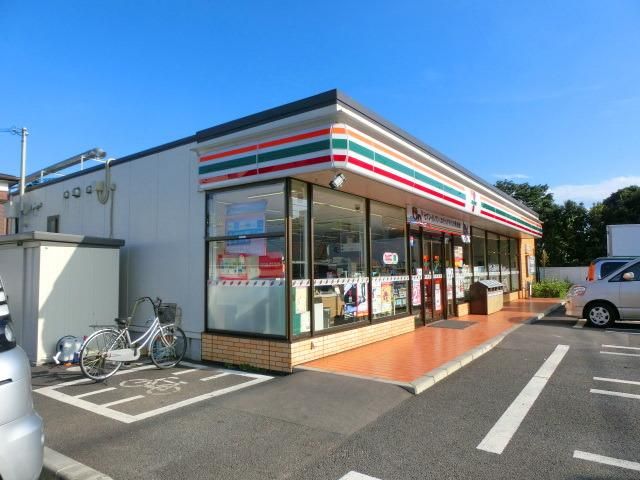 コンビニ　セブンイレブン（コンビニ）まで600m