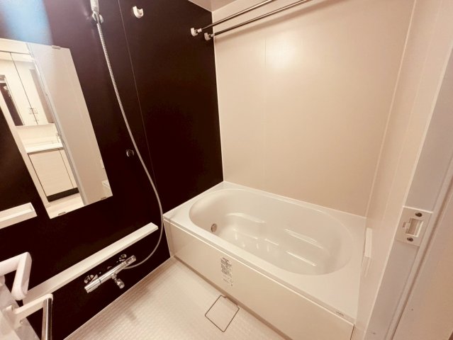 バス・シャワールーム　＊同間取り別部屋参照