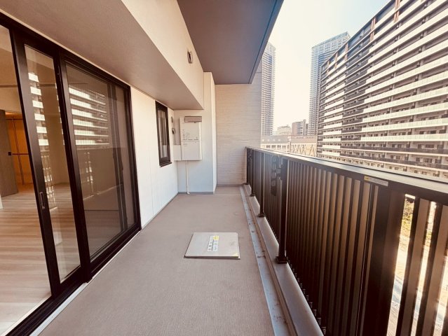 バルコニー　＊同間取り別部屋参照