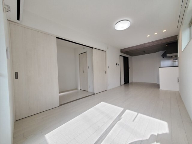 居室・リビング　他のタイプのお部屋になります。